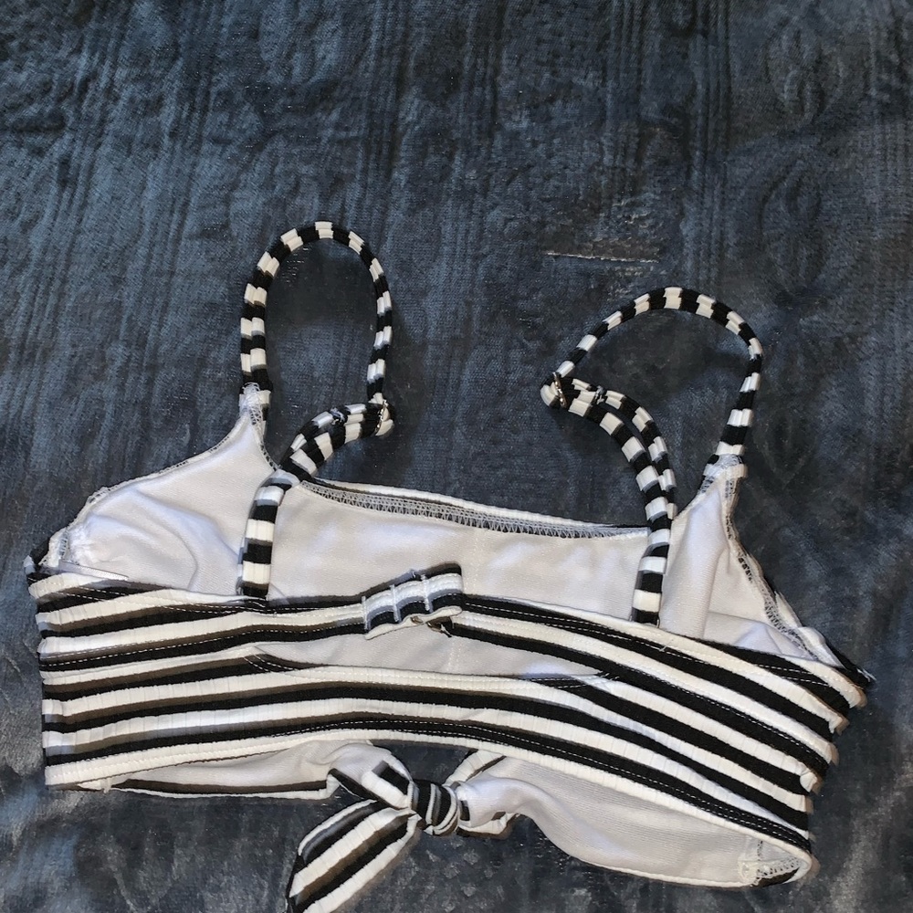Target bikini! - Picture 3 of 5